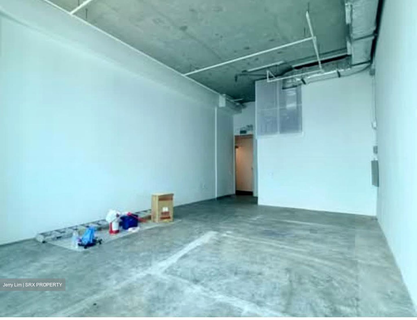 Arc 380 (D8), Office #582782021